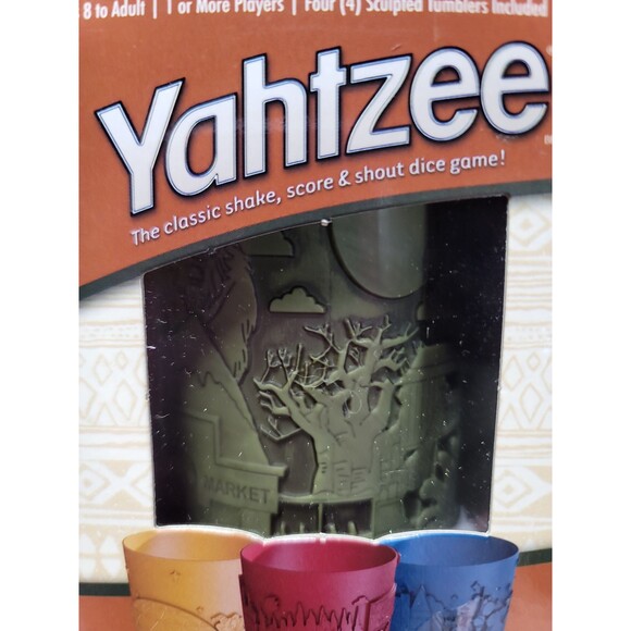 Disney Parks Theme Park Edition Yahtzee Game – Walt Disney World - Picture 4 of 6